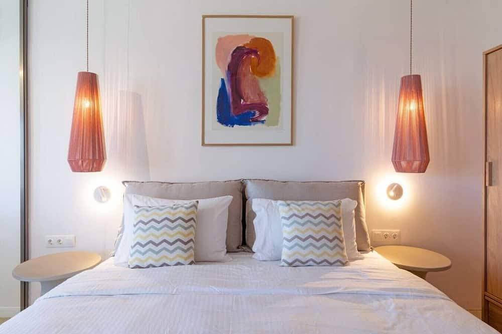 Foto 8 von 30: New Seaview Studio with Hot Tub & Garden ,5 min to Beach & Shops