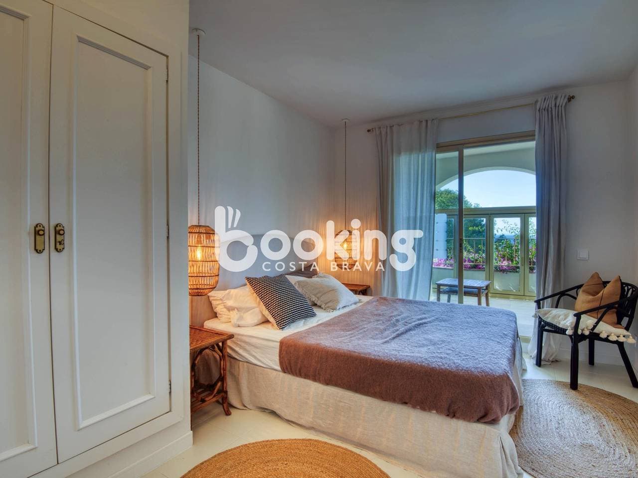 Foto 13 von 22: Ferienwohnung für 4 Personen mit Meerblick