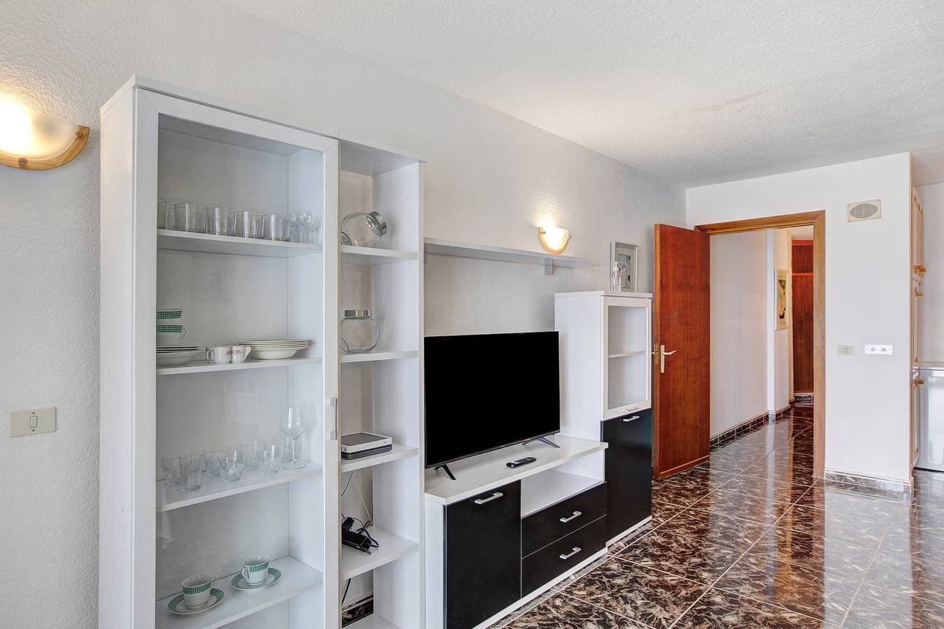 Foto 5 von 22: Ferienwohnung 'Estudio Mesa del Mar' in Strandnähe mit Gemeinschaftspool und WLAN