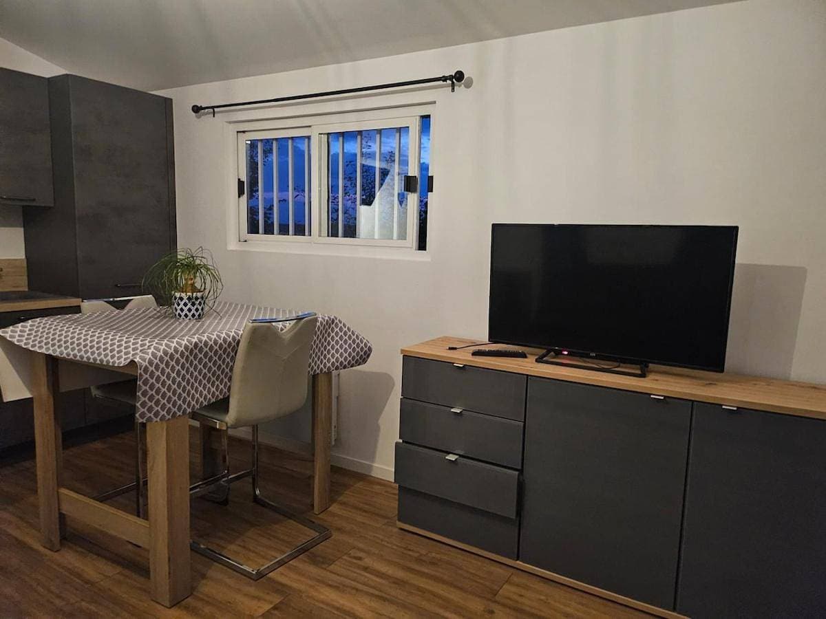 Foto 5 von 12: One-Bedroom Apartment
