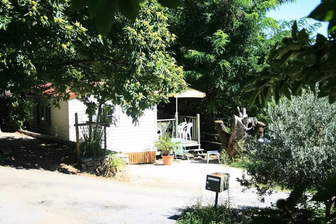 Foto 8 von 37: Chalet Abeille  mercredi a mecredi en saison 4 Personen