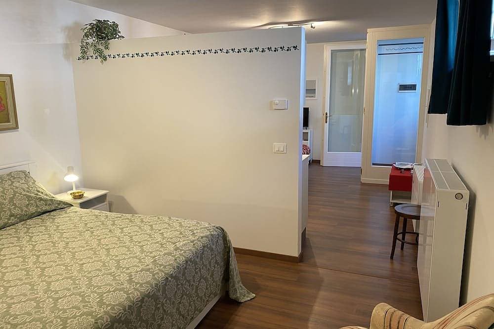 Foto 4 von 28: Montegnacco-Braida Palace Apartment (Free Parking)