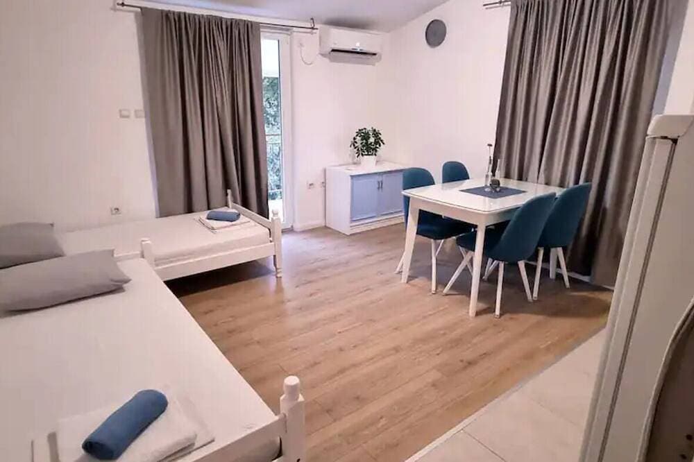 Big and cosy family apartment 1