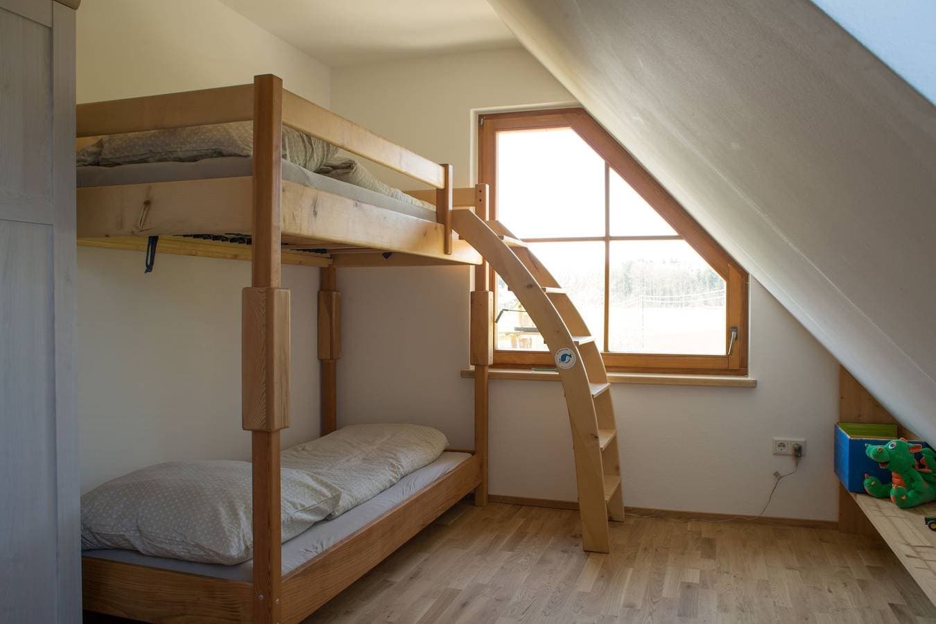 Foto 4 von 15: Holz und Naturhof Geng Wohnung Eiche