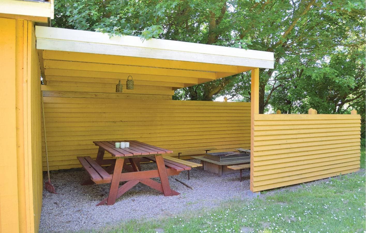 Foto 11 von 24: Ferienhaus für 6 Personen mit Terrasse