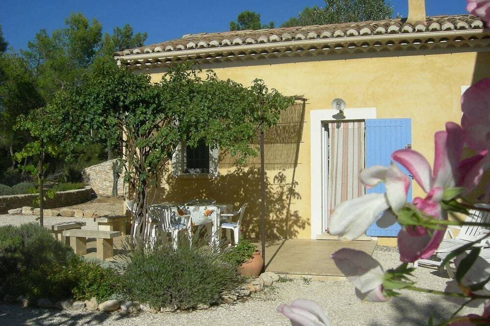 Foto 13 von 15: Provenzalisches Ferienhaus mit Pool in der Nähe des Dorfes Roussilon