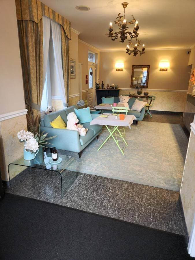 Foto 5 von 10: Economy Double Room Parterre