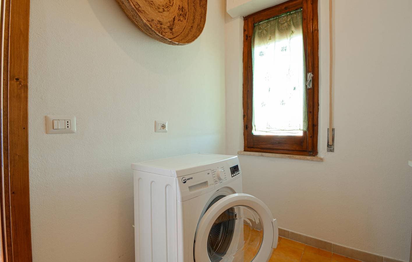 Foto 9 von 13: Gemütliches Apartment mit Terrasse, WiFi und Parkplatz in der Nähe von Restaurants und Fluss