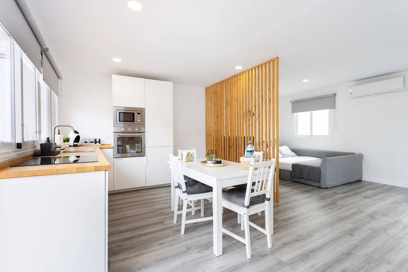 Foto 7 von 32: Ferienwohnung für 2 Personen mit Balkon/Terrasse