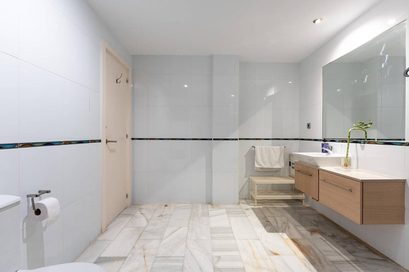Foto 7 von 26: Ferienwohnung für 2 Personen mit Seeblick