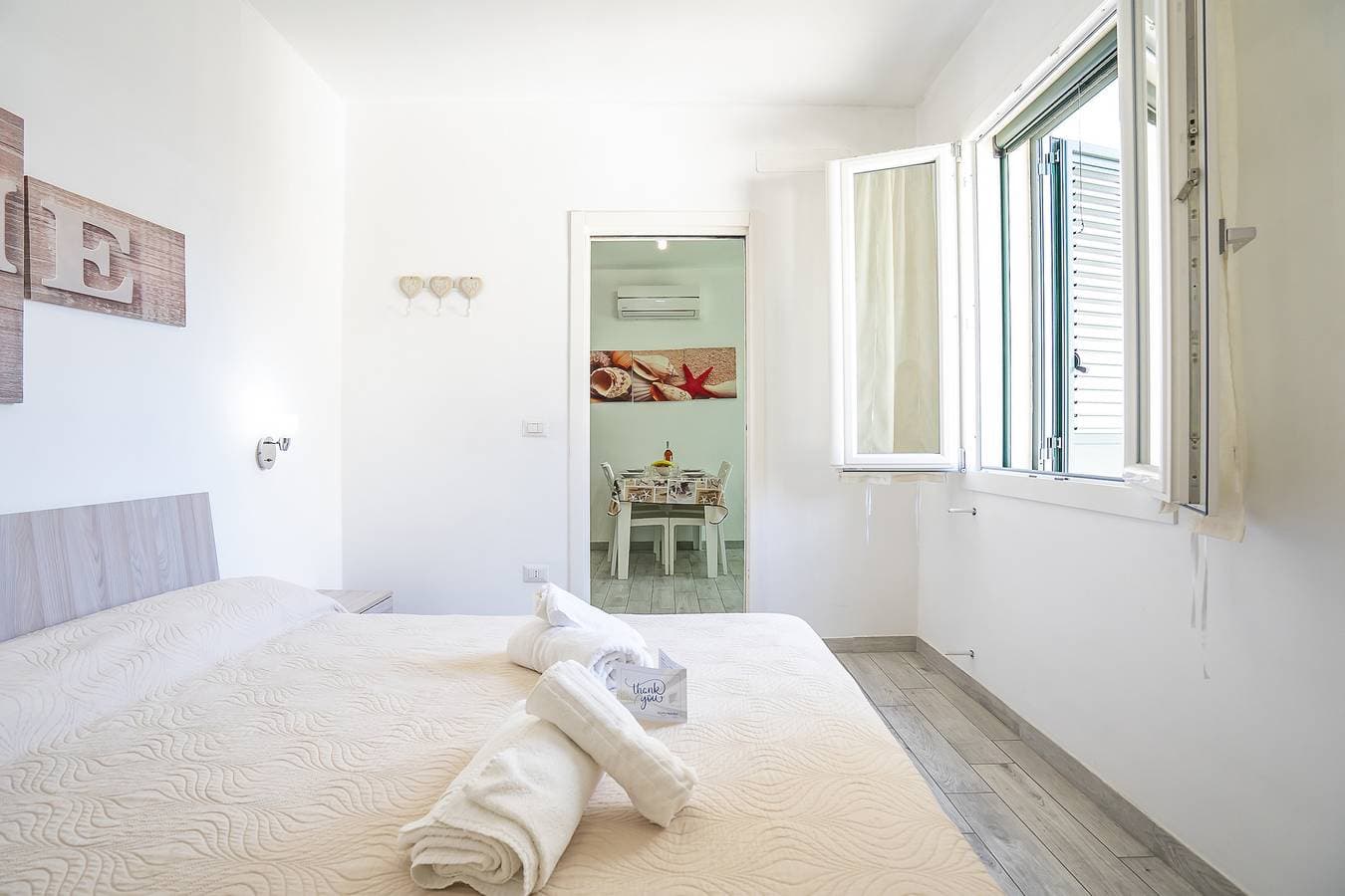 Foto 10 von 19: Casa Graziano 2 with Balcony Near Sandy Beach