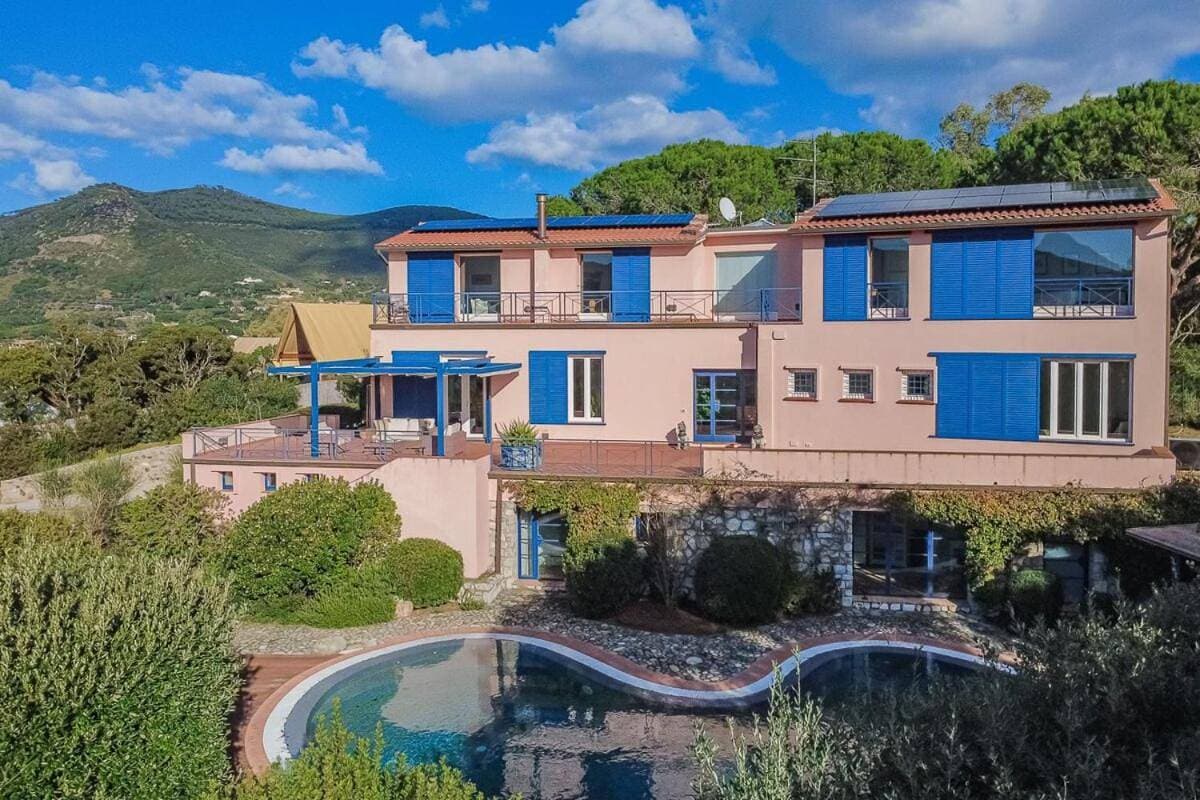 Foto 5 von 5: Villa with Private Pool