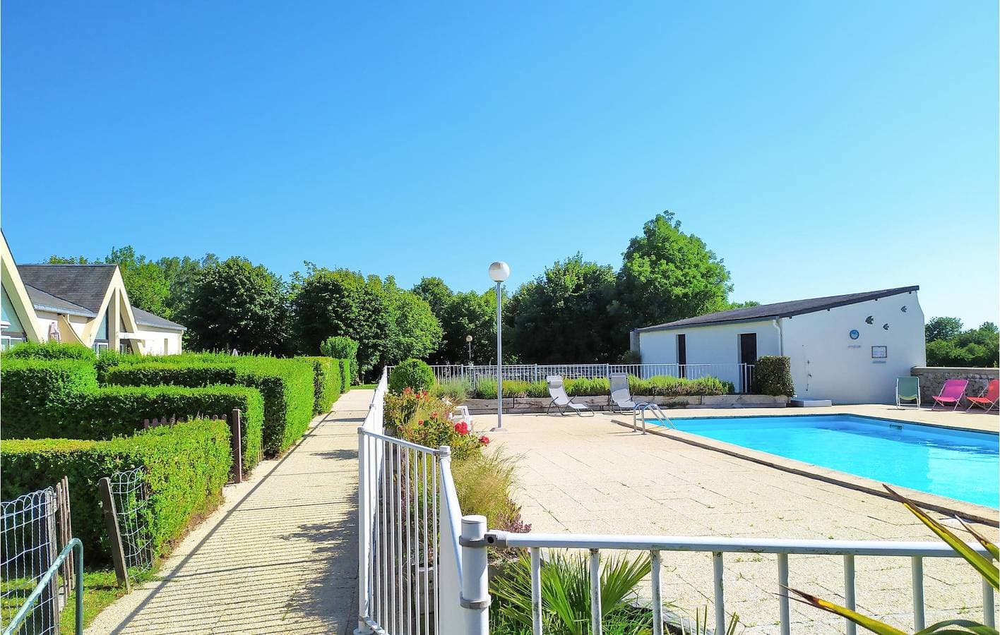 Foto 10 von 21: Apartment am Strand mit Pool und Parkplatz - 2,5 km zum Strand