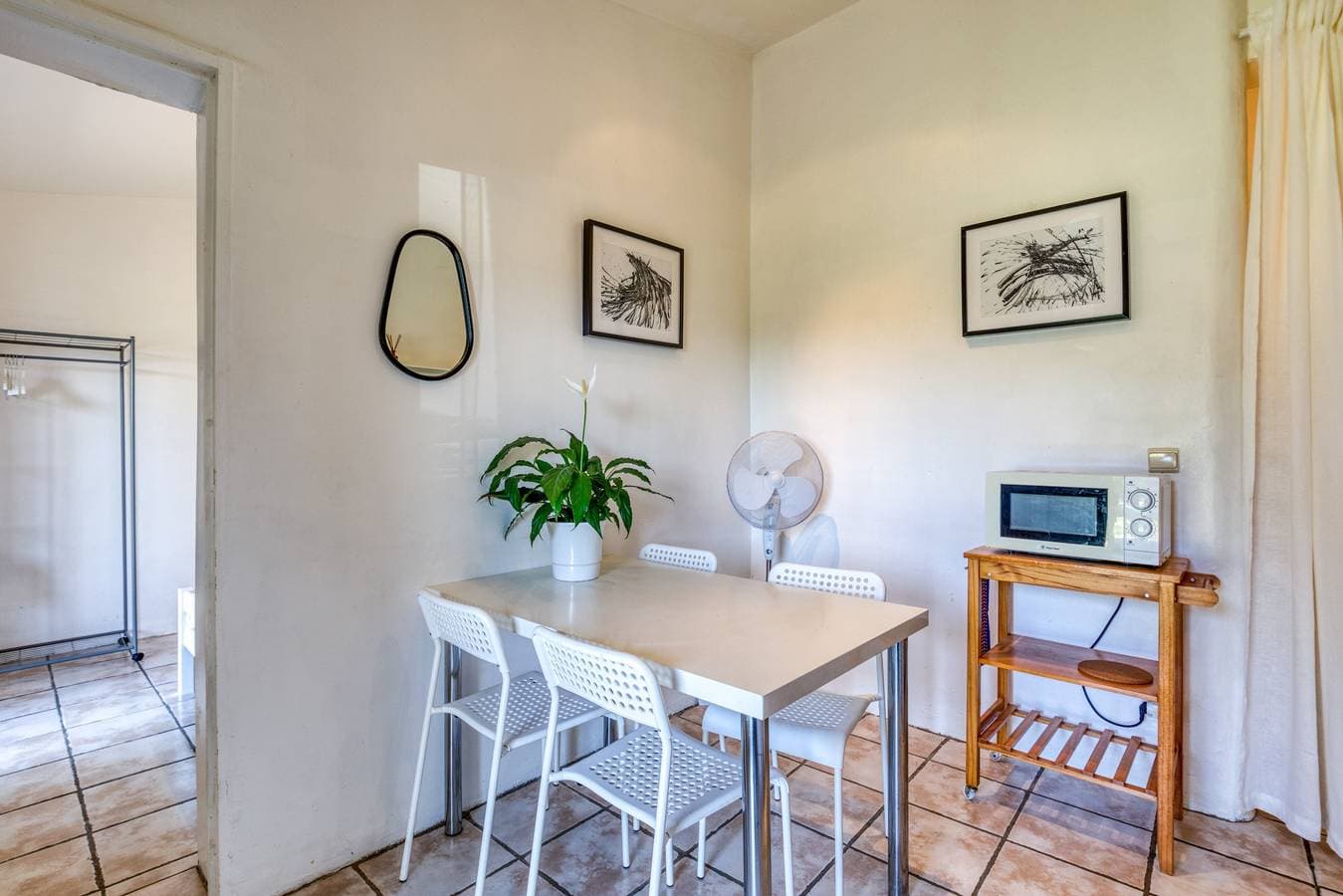 Foto 9 von 23: 'Mas Des Cypres - Mazet 7' mit Privatterrasse, Gemeinschaftsgarten und WLAN