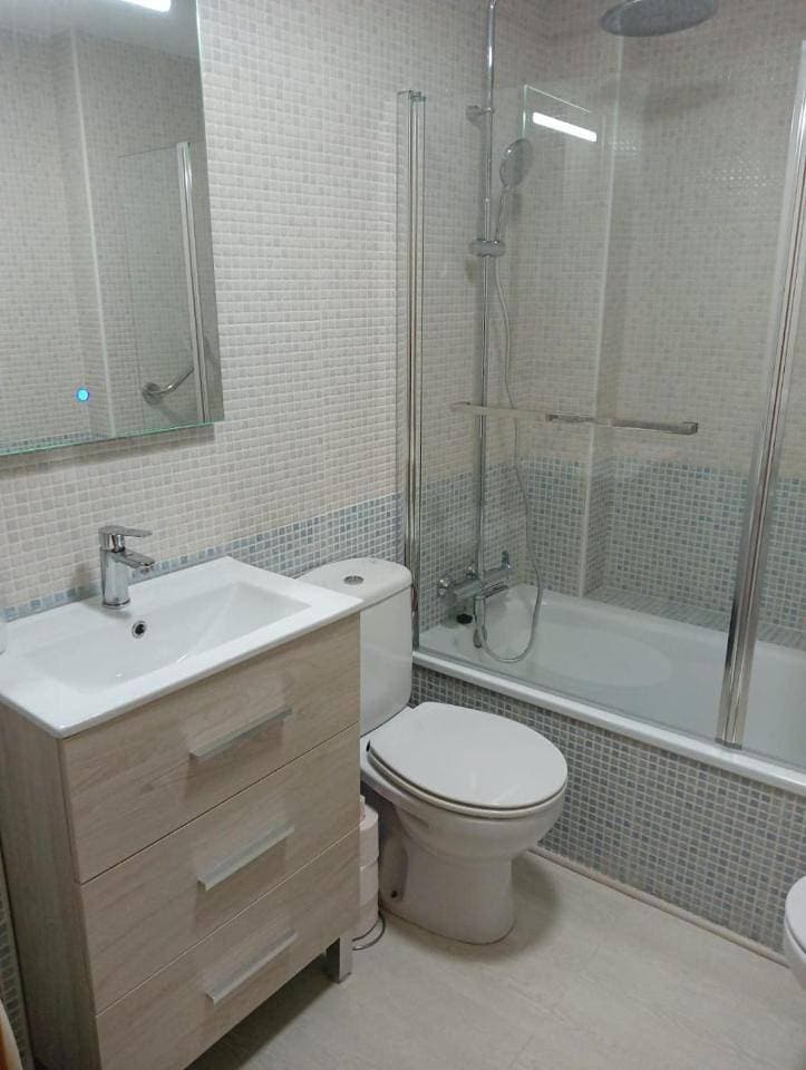 Foto 9 von 18: Two-Bedroom Apartment (5-6 Adults)