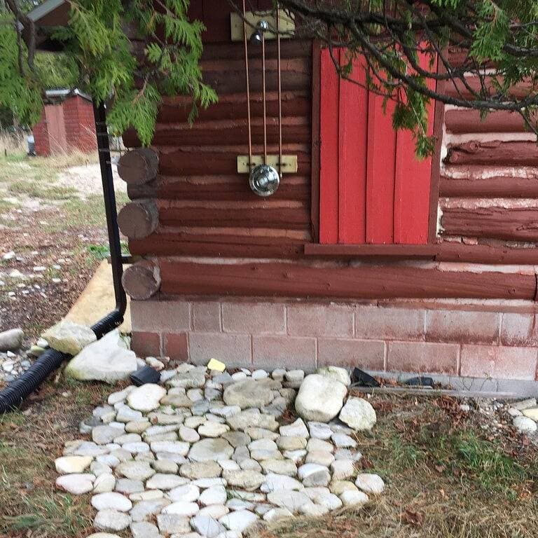 Foto 6 von 13: Rustikales authentisches Michigan-Blockhaus
