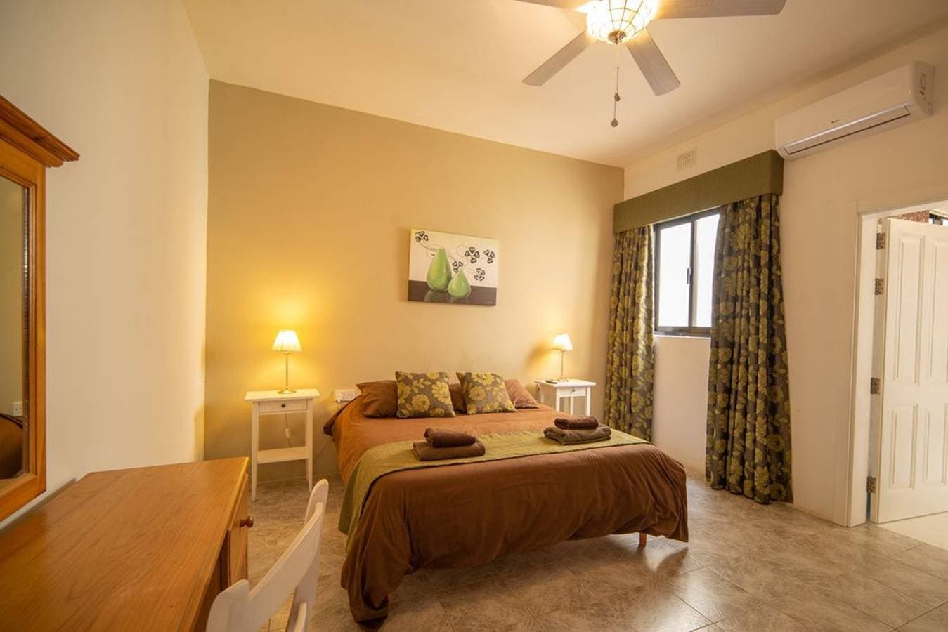 Foto 12 von 19: Villa für 9 Personen mit Meerblick