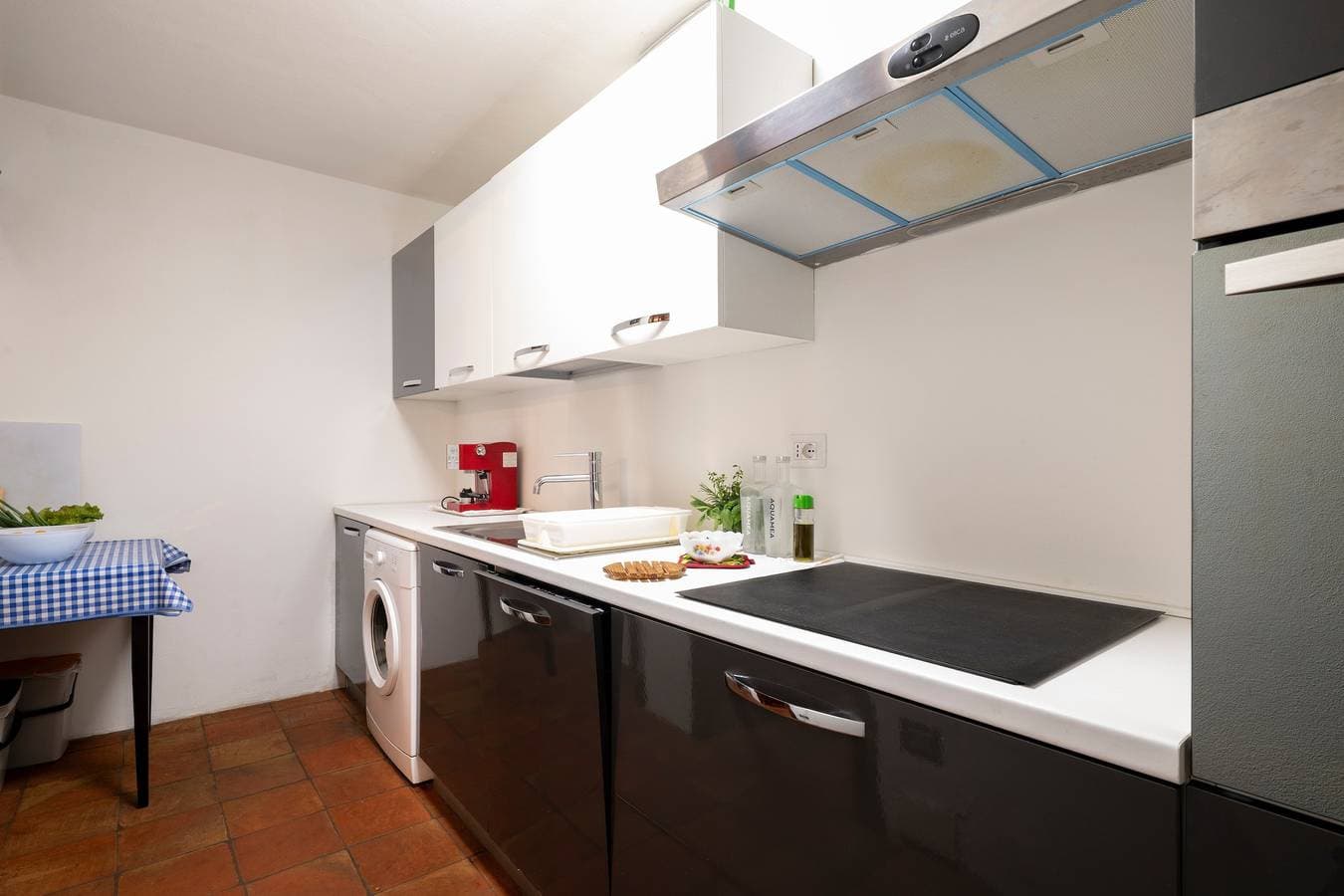 Foto 12 von 31: Ferienwohnung 'Santina' mit Bergblick, Wi-Fi und Klimaanlage