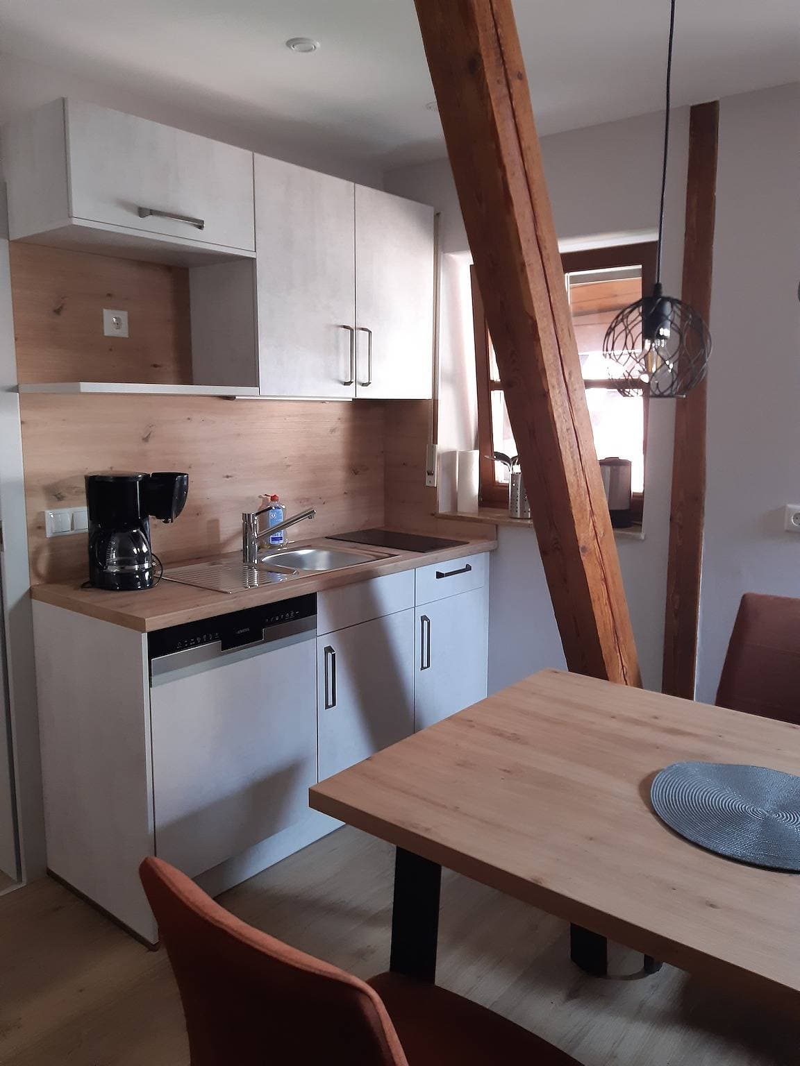 Foto 8 von 15: Weingut Engelhardt - Wohnung Bacchus mit überdachtem Balkon