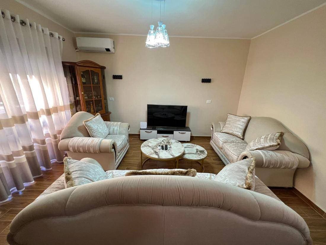 Foto 5 von 10: L4 Apartments Durres