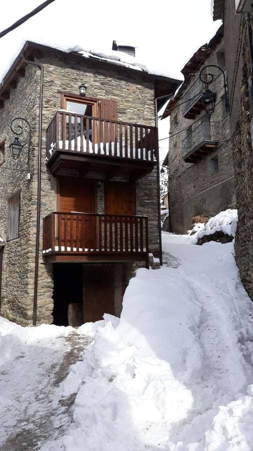 Casa Garrabet 1