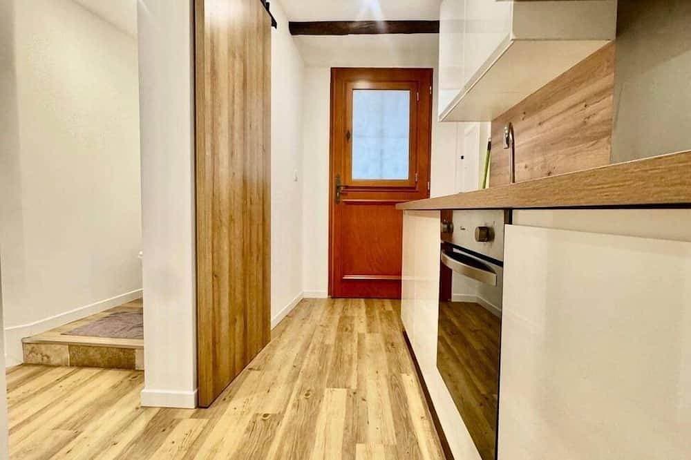 Foto 7 von 10: Renovated studio apartment - Old town St Laurent.
