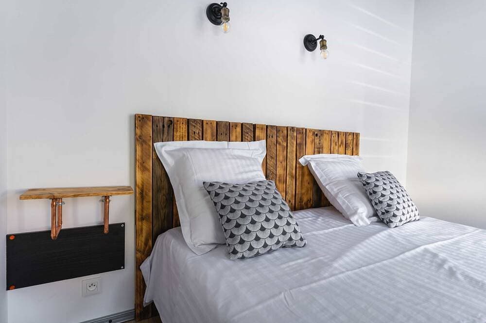 Foto 7 von 30: Apartment-Deluxe-Ensuite mit Dusche-Blick auf den Hof