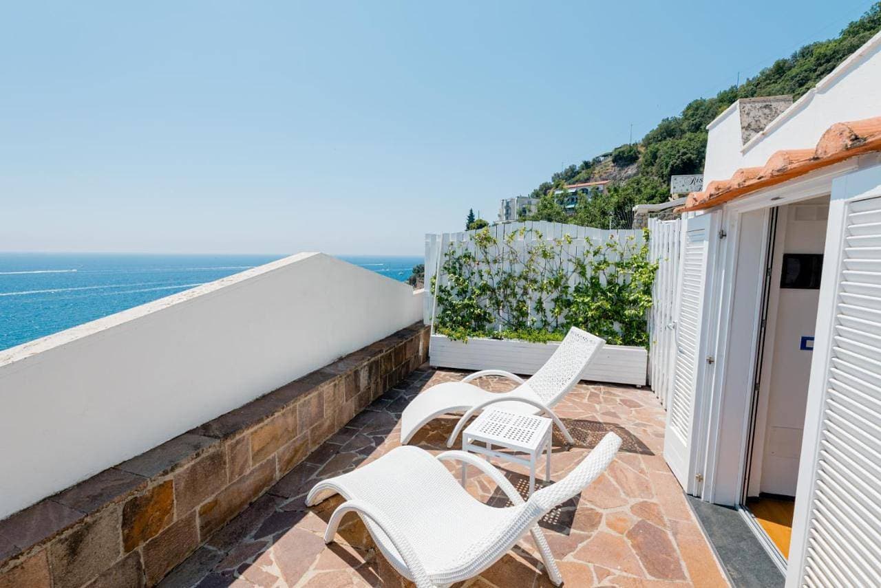 Foto 7 von 12: Double Room with Sea View