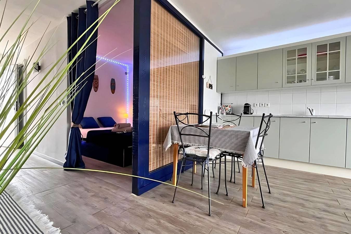 Foto 4 von 51: Ferienwohnung für 2 Personen mit Pool