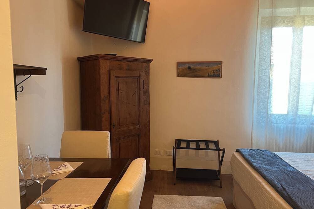 Foto 2 von 16: Lo Studiolo - A charming Studio in Chianti near Florence