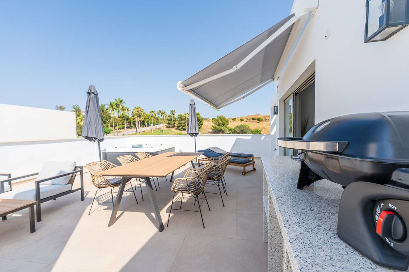 Foto 7 von 19: Ferienwohnung für 5 Personen mit Terrasse