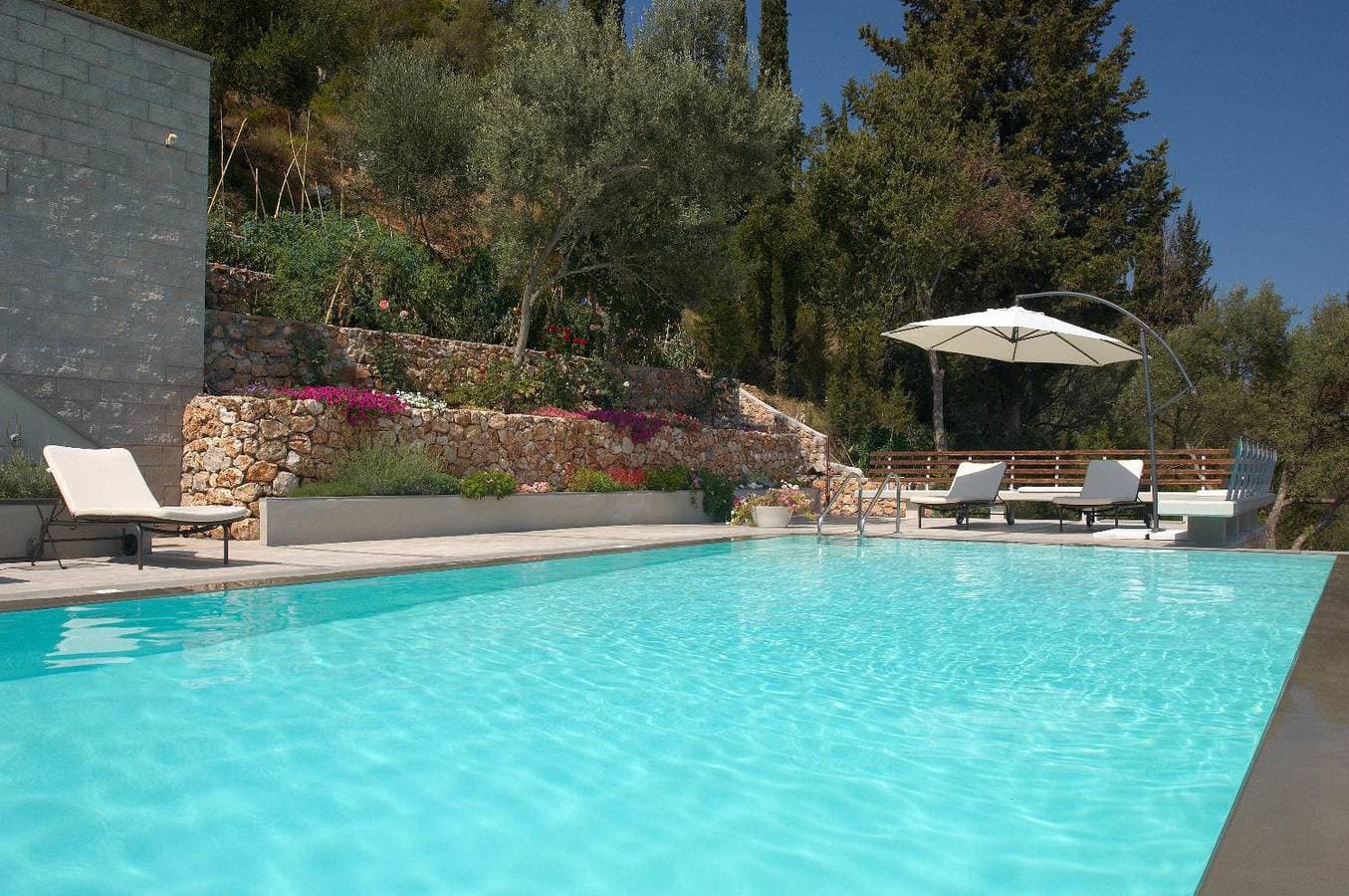 Foto 4 von 24: Villa Santolina