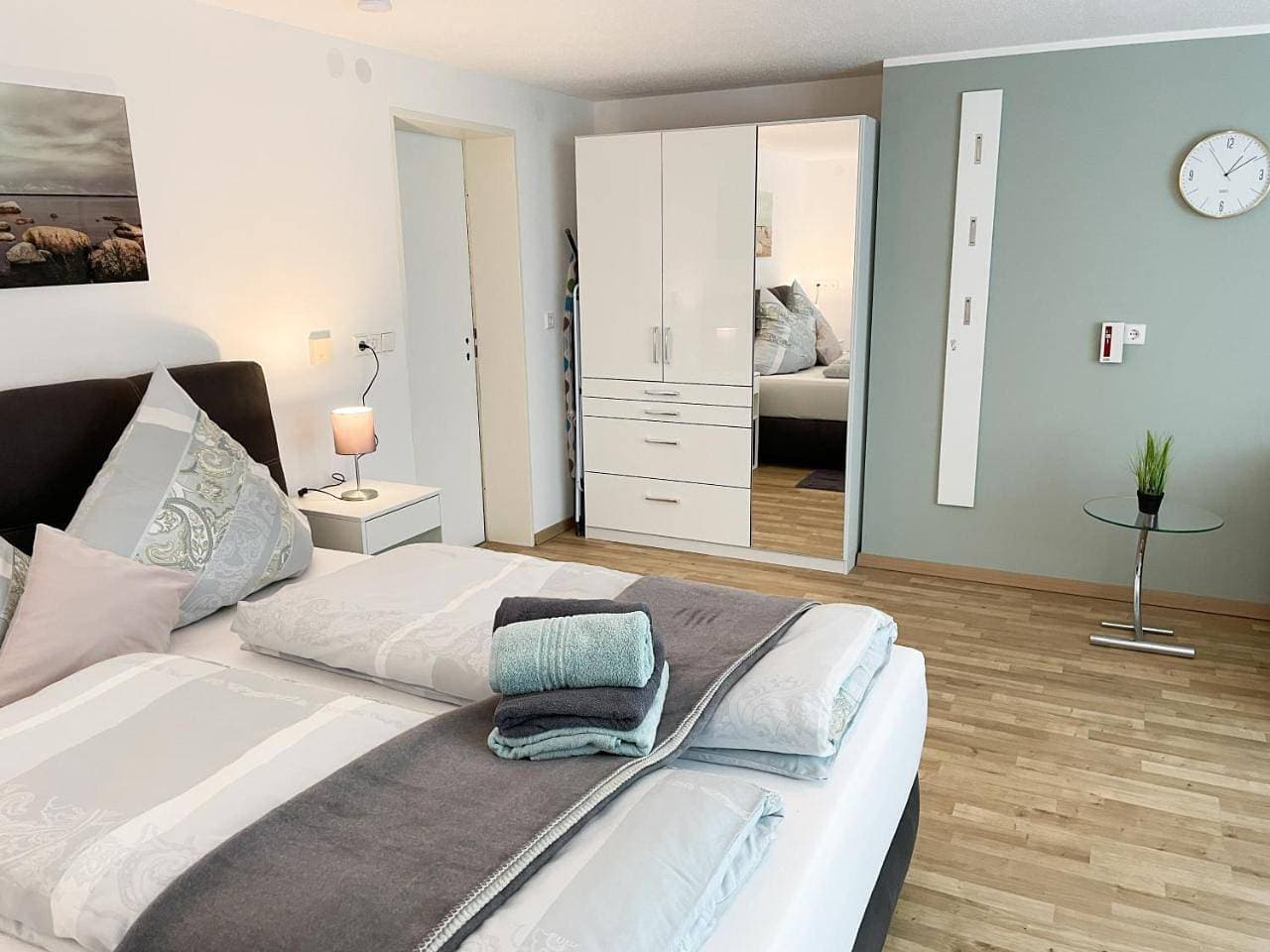 Foto 7 von 39: One-Bedroom Apartment