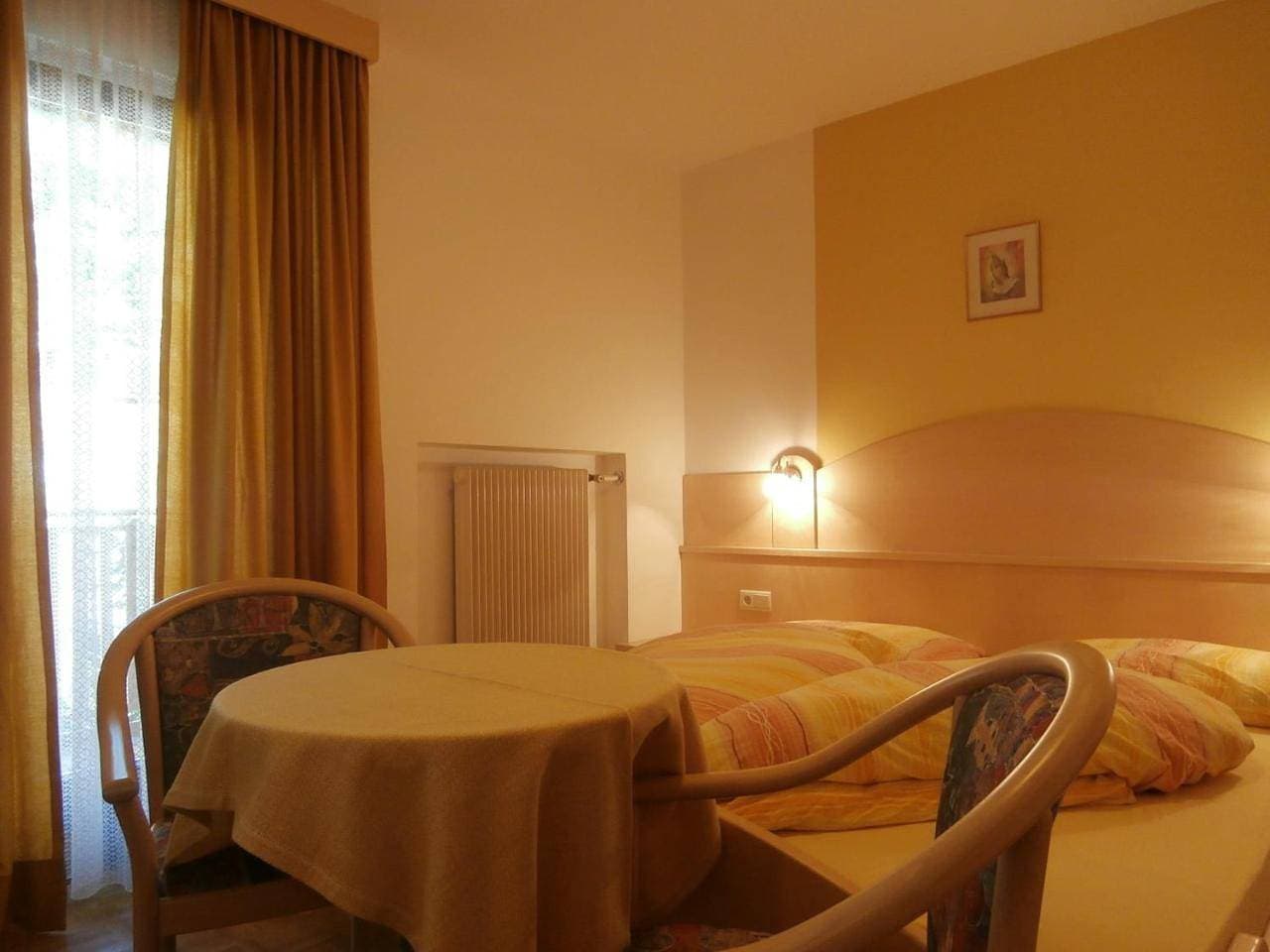 Foto 6 von 10: Standard Double Room