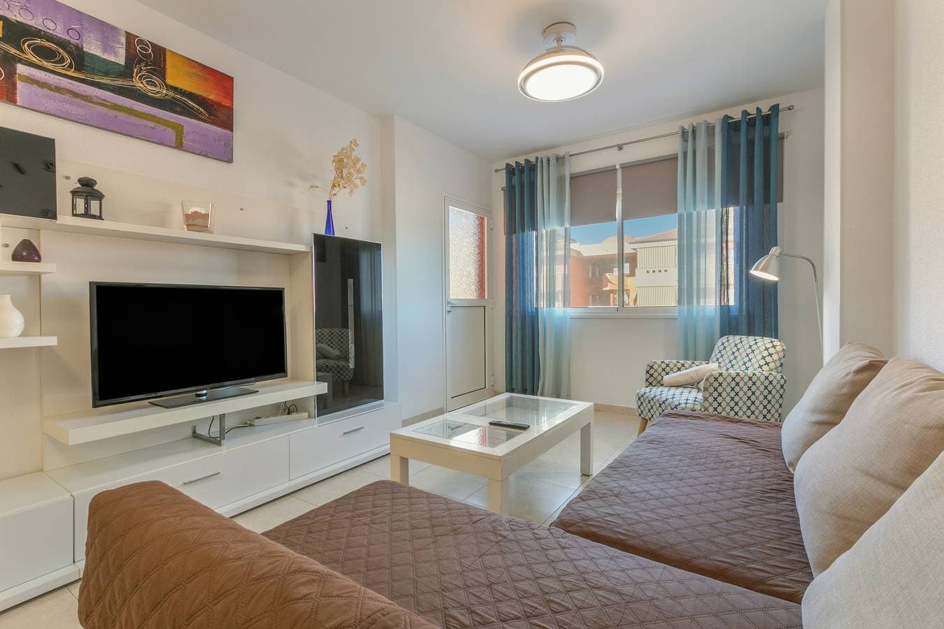 Foto 4 von 30: Ferienhaus 'Vista Mar' mit Meerblick, Gemeinschaftspool und WLAN