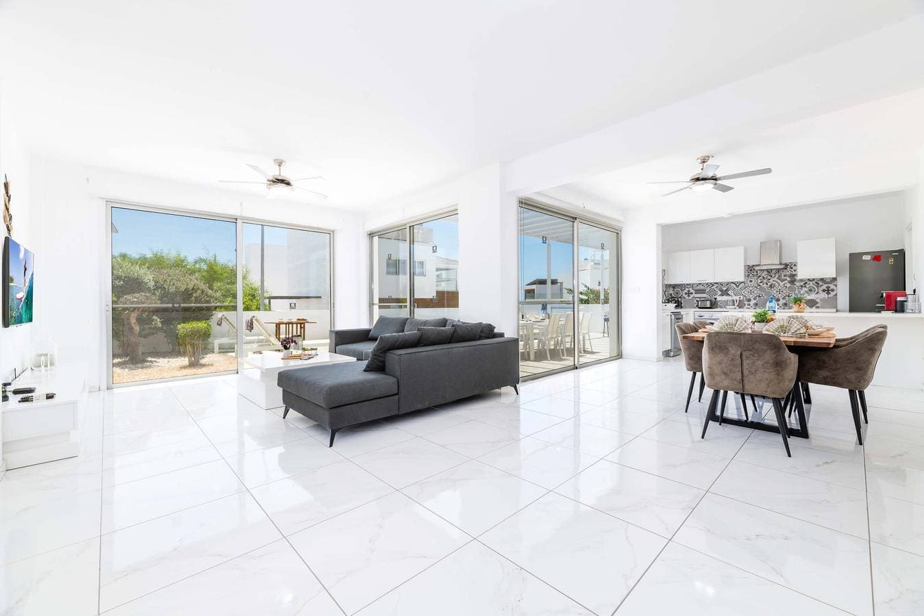 Foto 4 von 22: Elite Blu Heights Villa