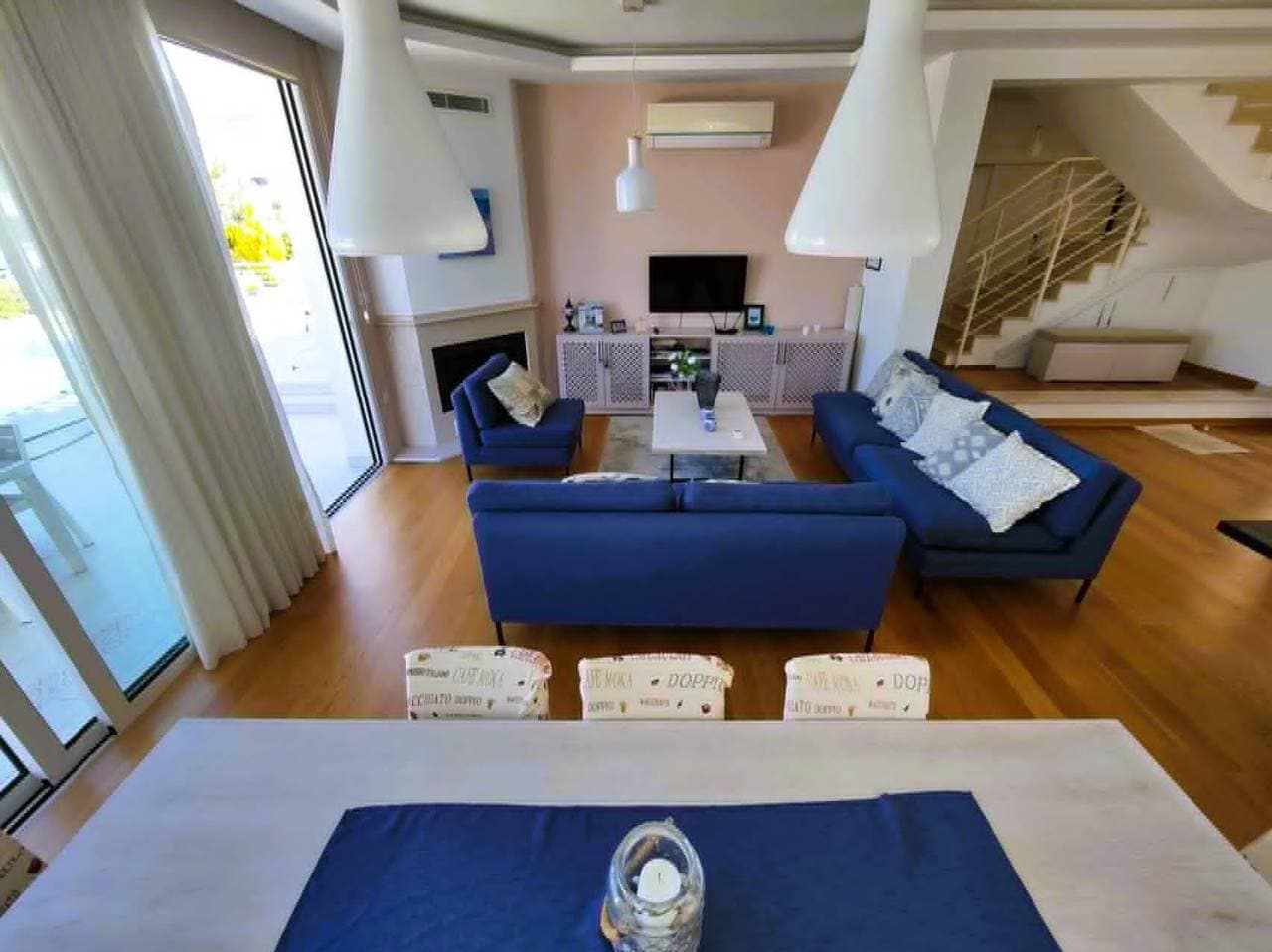 Foto 9 von 26: 4-Bett-Villa mit privatem Pool und Meerblick