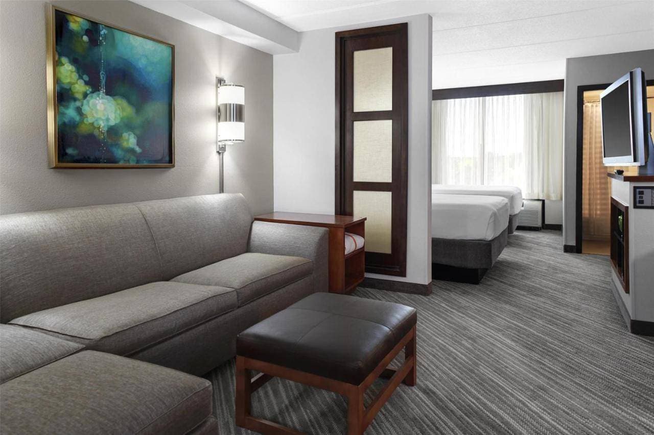 Foto 4 von 15: Specialty King Room with Sofa Bed