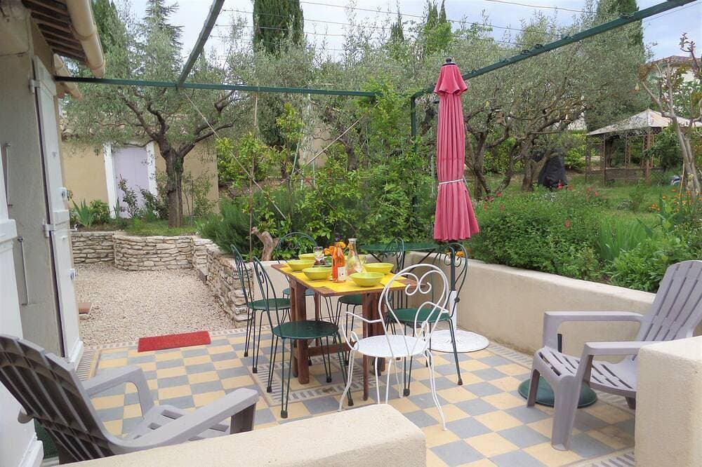 Foto 12 von 14: Lovely Mazet with shared, heated, secure swimming pool