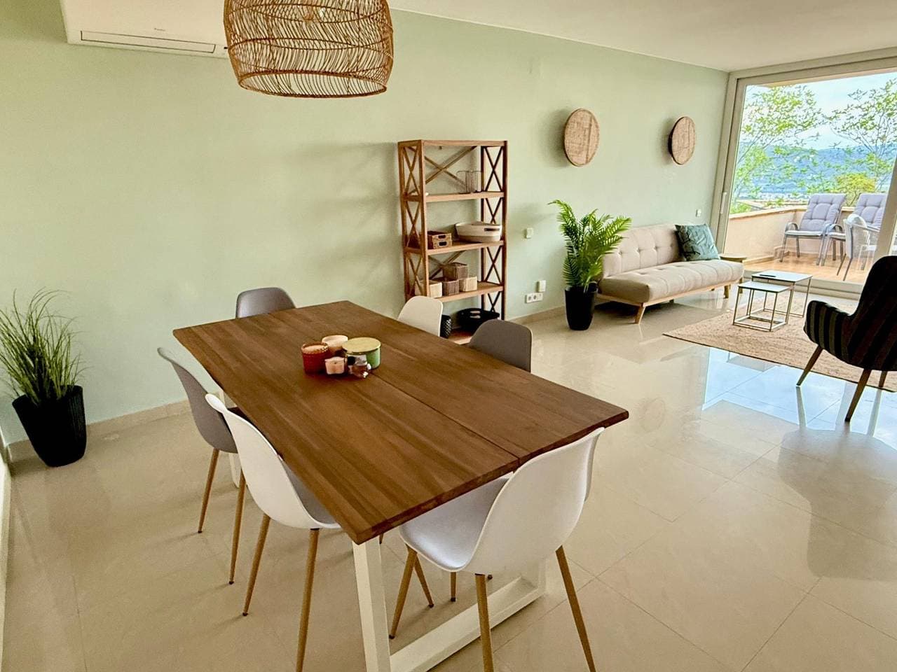 Foto 3 von 21: Ferienwohnung für 6 Personen mit Garten