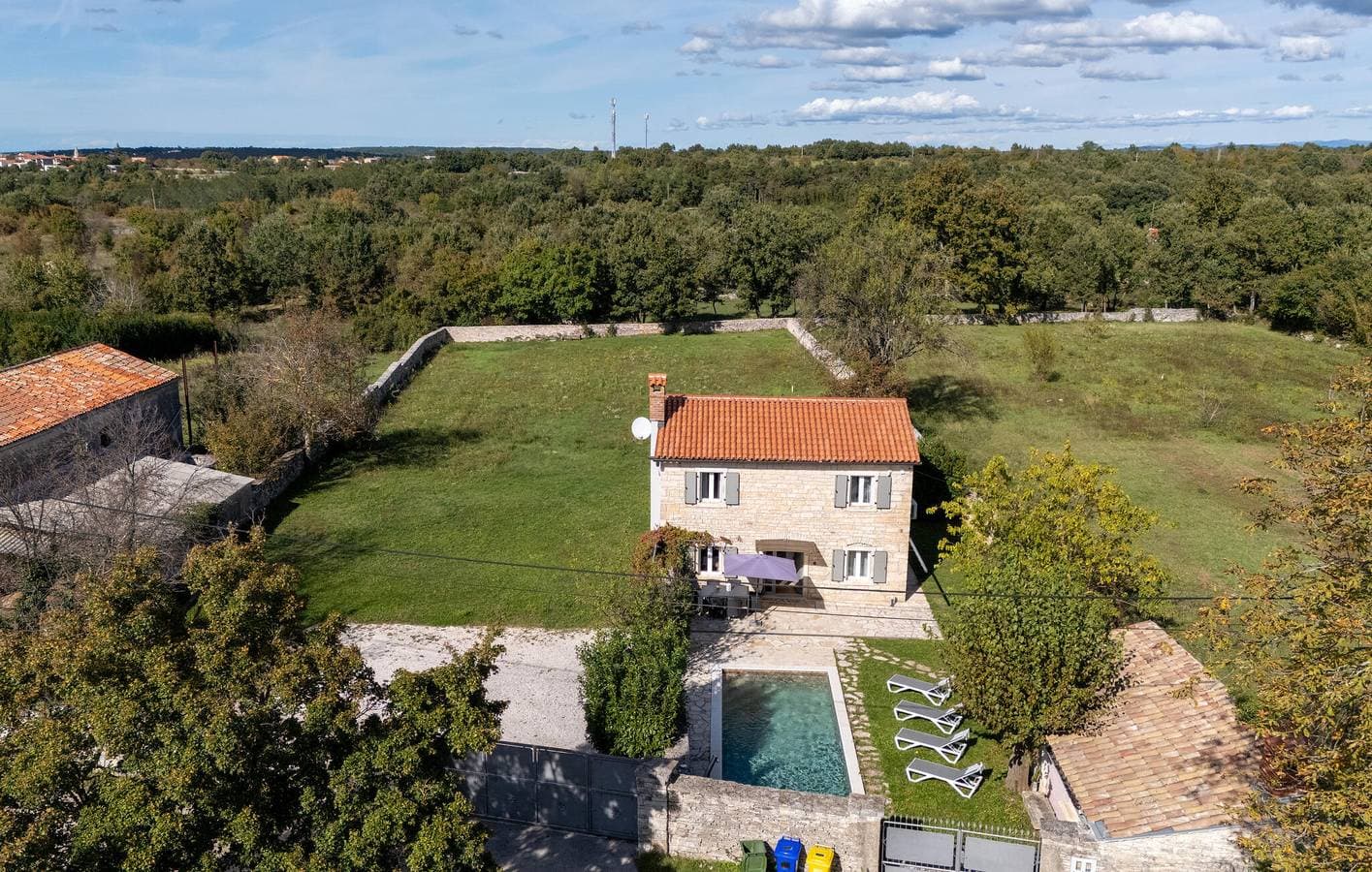 Foto 2 von 42: Gemütliches Apartment mit Meerblick, Pool, WLAN und Parkplatz in Kanfanar