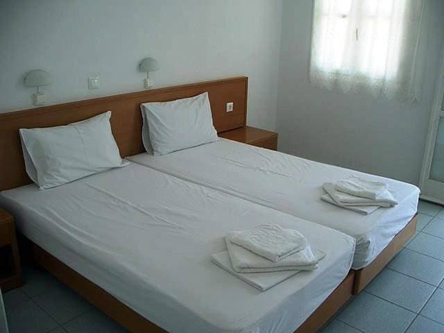 Foto 5 von 5: Economy Twin Room with Mountain View