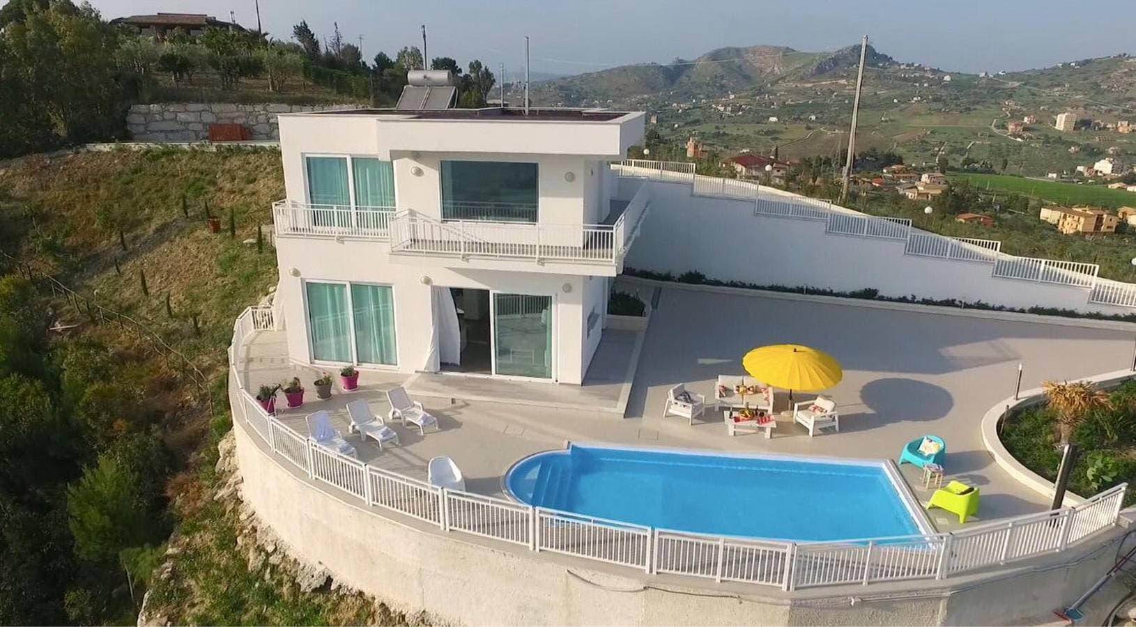 Foto 13 von 17: Luxuriöse Villa in Favara + Pool