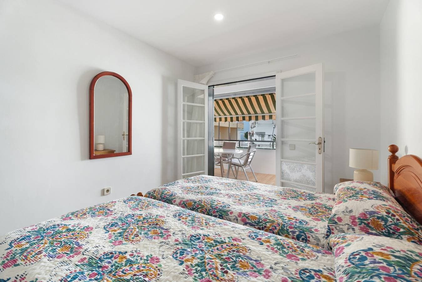 Foto 5 von 28: Ferienwohnung 'Tomasol' mit Meerblick, privater Terrasse und WLAN