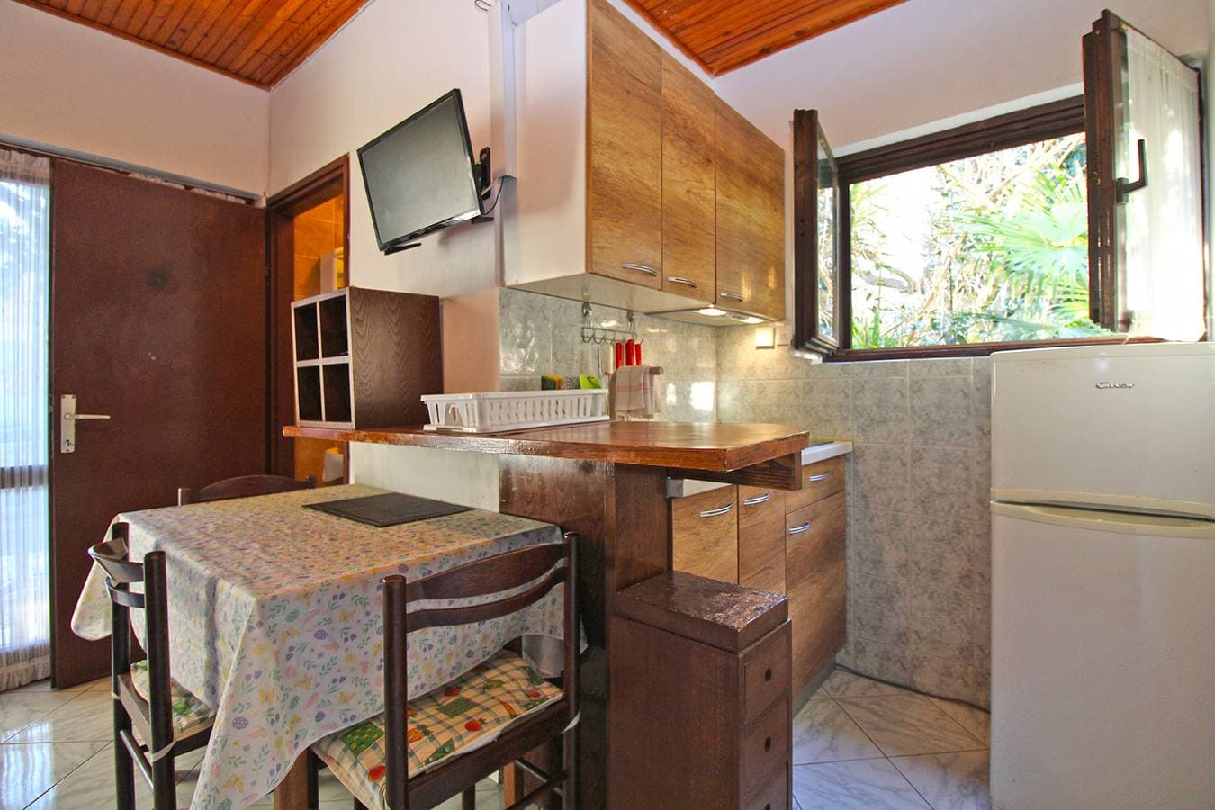 Foto 13 von 18: Ferienwohnung für 3 Personen mit Terrasse
