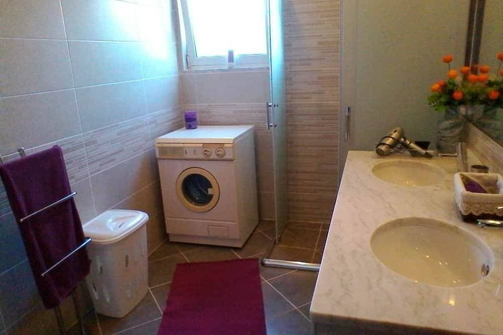 Foto 5 von 22: Hübsche Villa Für 8 Personen Mit Picine Und Privatem Garten 3Km Strände