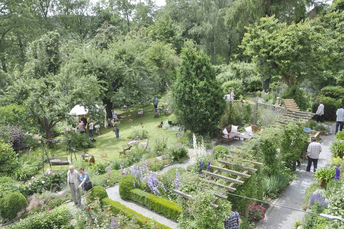 Foto 2 von 13: Landhausgarten Bunzmann - Ferienwohnung (Eg) im Landhausgarten