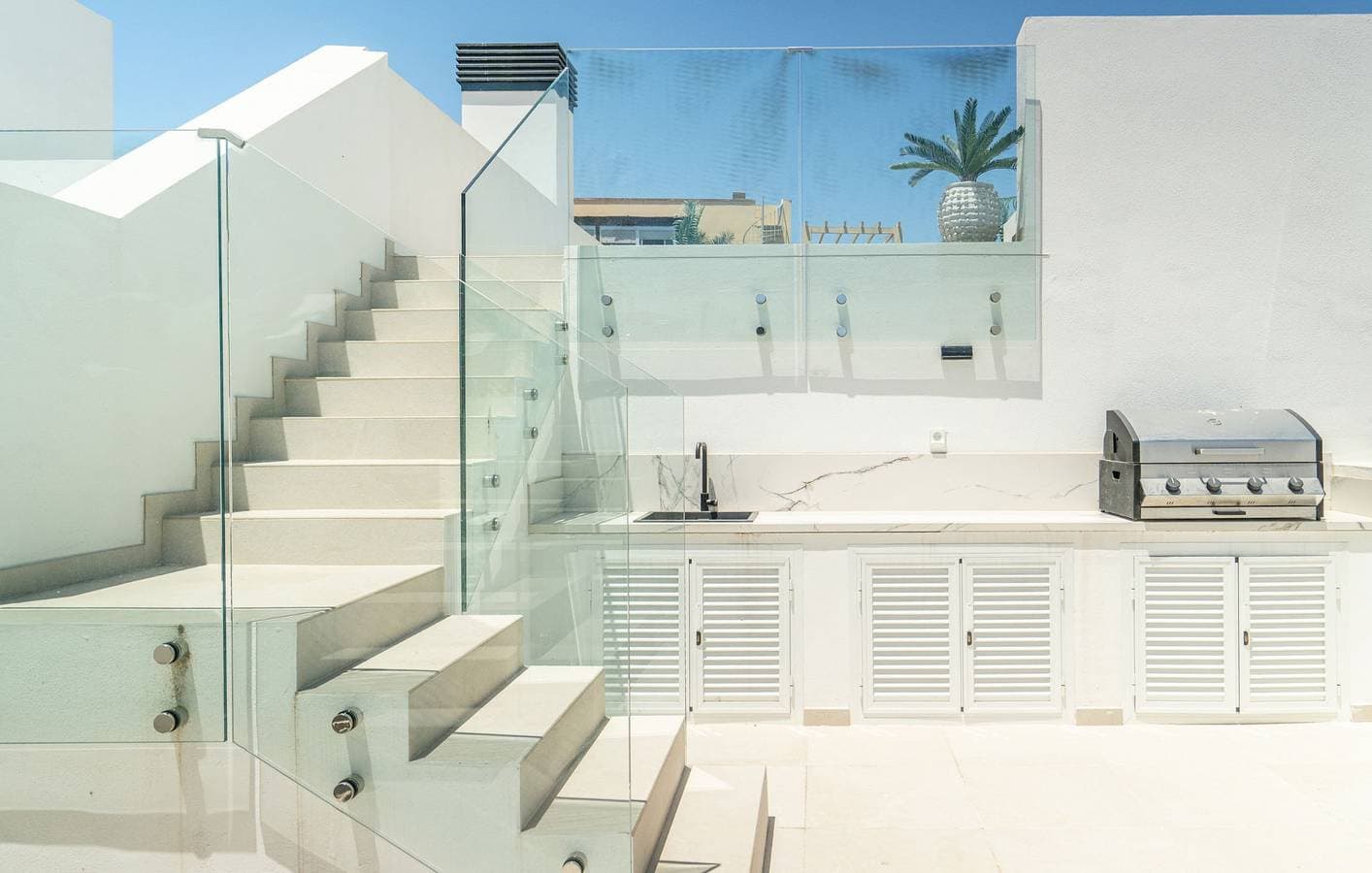 Foto 7 von 30: Ferienwohnung für 4 Personen mit Pool