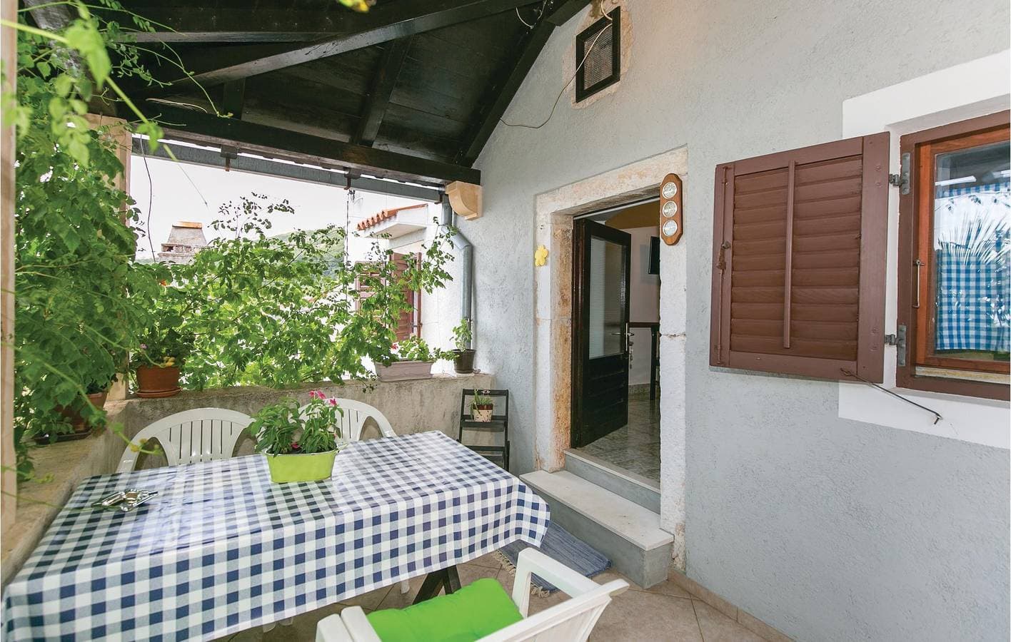 Foto 9 von 29: Gemütliche Ferienwohnung in der Nähe des Stadtzentrums von Zagorje und der Küste – WLAN, Parkplatz, Terrasse