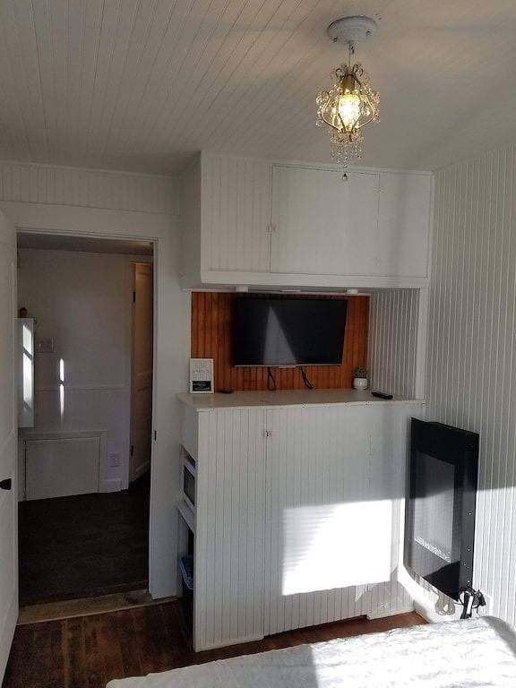 Foto 6 von 19: Cottage Suite Whirlpool Tub